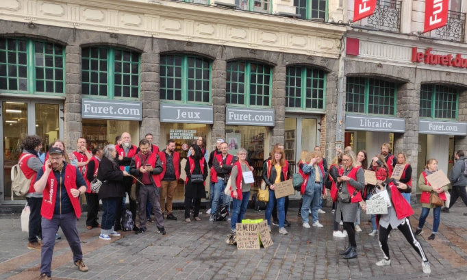 Soutien aux libraires et salariés du Furet du Nord pour de meilleurs salaires
