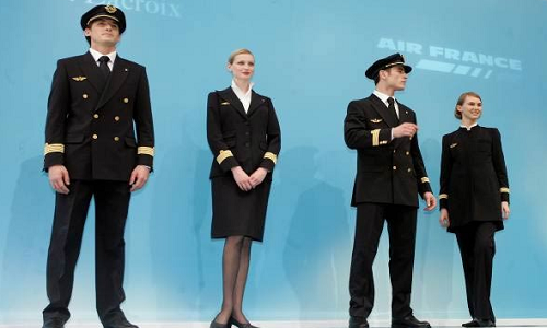 Refuser le port du voile imposé aux hôtesses d'Air France