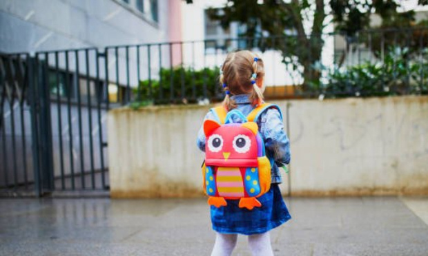 Non à la fermeture des écoles 