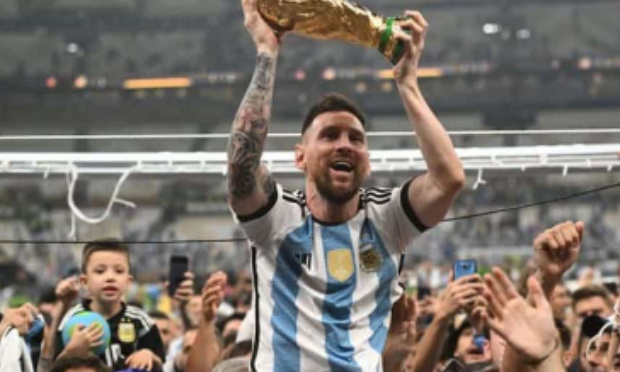 Firmas para que los Franceses dejen de llorar por la perdida de la copa del mundo