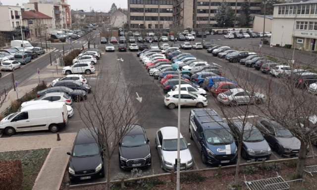 Laon : Non à la disparition de la place Herriot