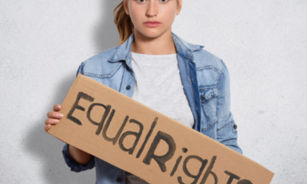 Non &agrave;  Mademoiselle.... Oui &agrave; Madame !