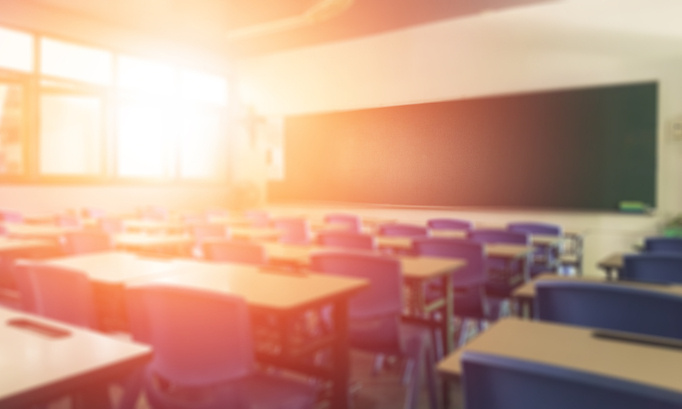 Non au changement responsable animateur école Victor Hugo