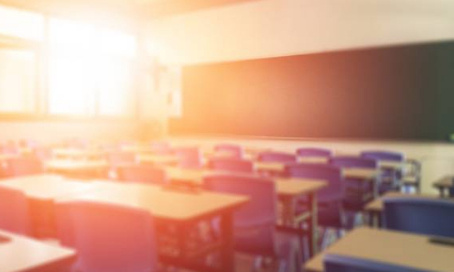 NON AU CHANGEMENT RESPONSABLE ANIMATEUR ÉCOLE MAURICE BERTEAUX EN COURS D'ANNEE