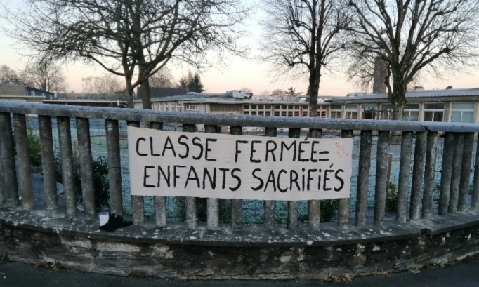 Ecole Raymond Brûlé de St-Lô : Non à la fermeture de classe !!