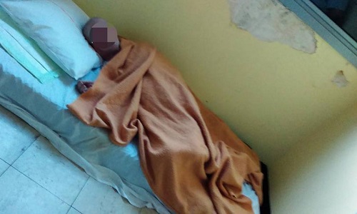 Nous réclamons des lits, des draps, un accueil digne et urgent à l'hopital de St Joseph 974 !