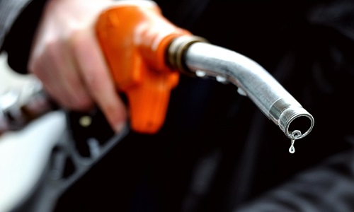 Suppression des 3,5 centimes d'euro de taxe par litre de carburant instaurée par Mme Royale