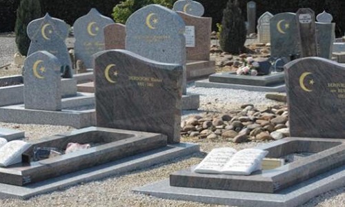 Un carré musulman dans le cimetière Saint-Lois