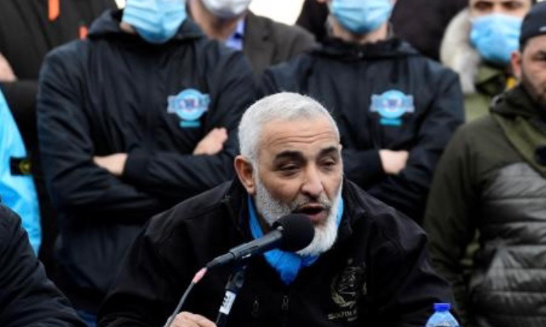 Pour la d&eacute;mission de Rachid Zeroual