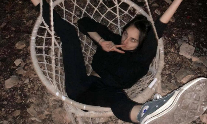 Pour que Louise Test&eacute; reste &agrave; Nantes