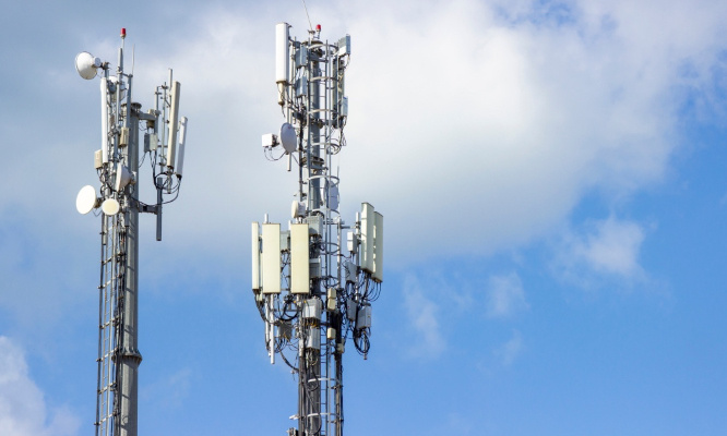 Non à l’antenne 5G sur les berges de l’etang !