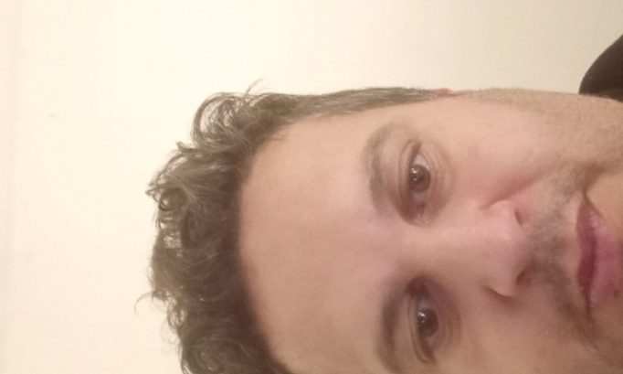 Petition : surtout le pouvoir  d'achat qui doit s améliorer  et le plein emploi  pour tous baisser  les impôts pour les  classes moyennes pour de vrai  la TVA  à  5,5