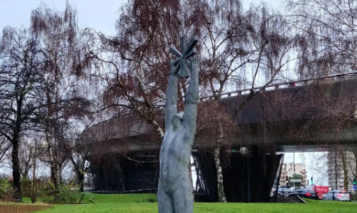 Je veux r&eacute;aliser mon r&ecirc;ve de vivre en France pour toujours ! Sign&eacute; - Jessika BOULIANNE