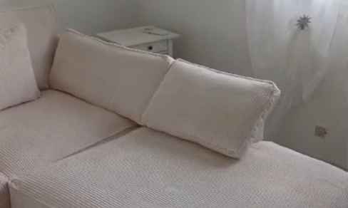 Pour que Jojo colle son canap&eacute; contre le mur