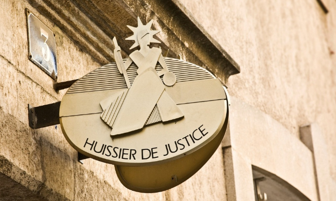 Que le RSA et aides sociales puissent &ecirc;tre saisis quand une personne est condamn&eacute;e par un juge