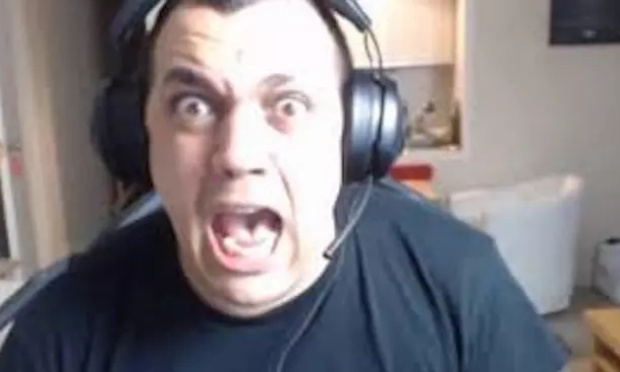 GARDER PIKACHAT AVEC NOUS