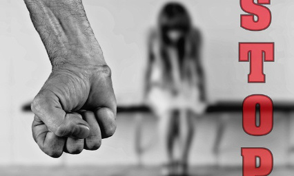 Justice pour IDA: agress&eacute;e et abus&eacute;e  par Papson MOUTIT&Eacute;