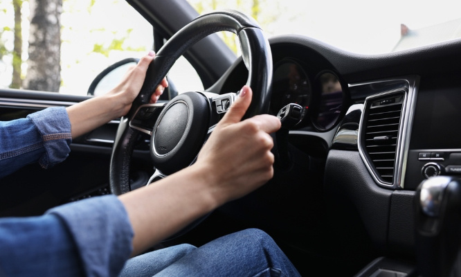 Activer le contrat de permis de conduire Tunisien en Grèce !