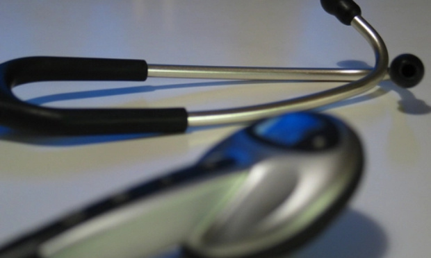 il faut r&eacute;ouvrir le cabinet madical m&eacute;nilmontant PARIS 20EME urgence