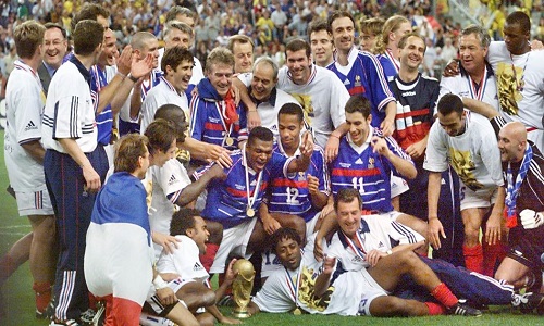 Rejouer la Coupe du Monde 1998 et l'Euro 2000