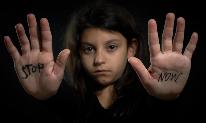 Les agressions sexuelles sont-elles acceptables?