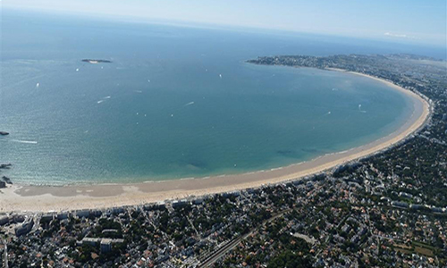 Prise en charge par la ville de la concession de la plage de La Baule