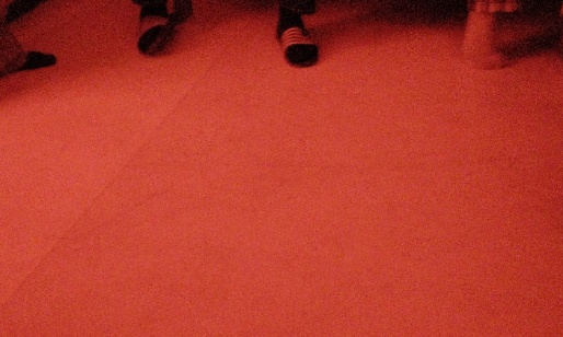 Al&eacute;xi qui change de chambre