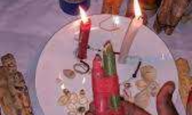 Envo&ucirc;tement d'amour nom + photo +229 91009836 marabout vomivo