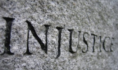 76 ans, en prison pour avoir voulu protéger ses proches, sa maison, ses biens