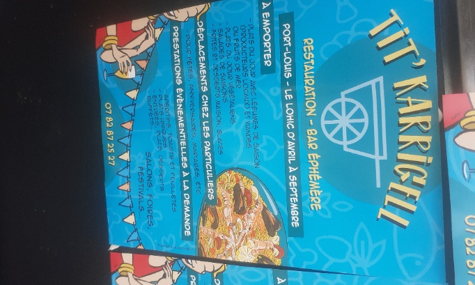 Tables et assises pour Food Truck TIT,KARRIGELL