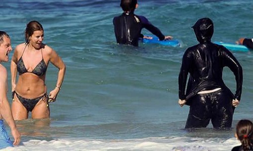 Interdiction du port du Burkini sur les plages publiques françaises !