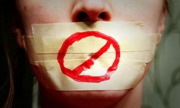 Stop aux sanctions et censures abusives pour les lives, commentaires et vidéos.