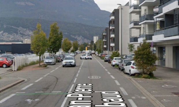 Stationnement difficile sur la rue Jean Pierre Timbaud