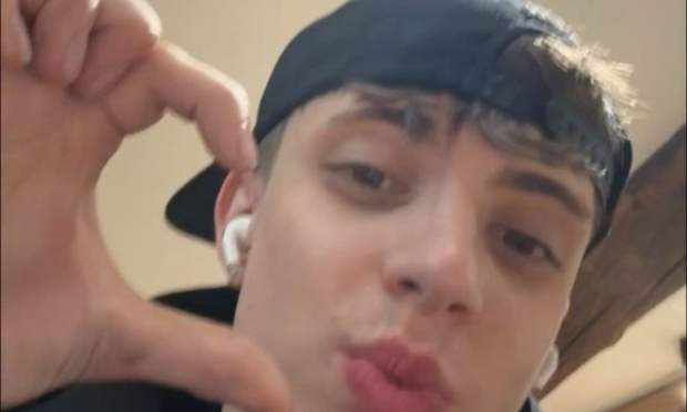 Chanson delichoc by Anyme