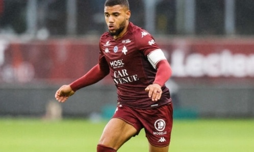 Contre la venue de Udol au RC Lens ! Plus de 3 millions, 4 fois les crois&eacute;s..