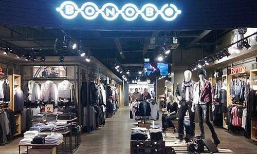 Gardons la Boutique des Bons Hommes Beaux &agrave; Albert en Somme