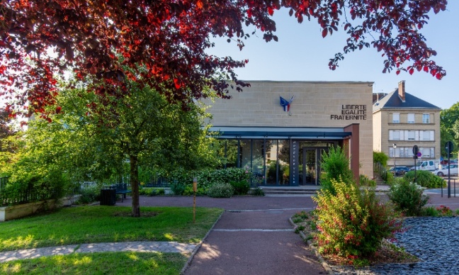 Saint Cyr l'Ecole : Révision du projet d’aménagement du boulevard Henri Barbusse (proposition « piste cyclable type mail