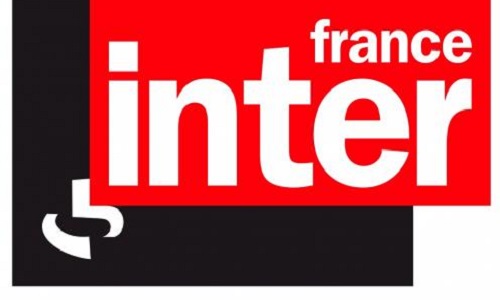 Arrêtez des intermèdes musicaux intempestifs sur France Inter lors d'émissions de débat.