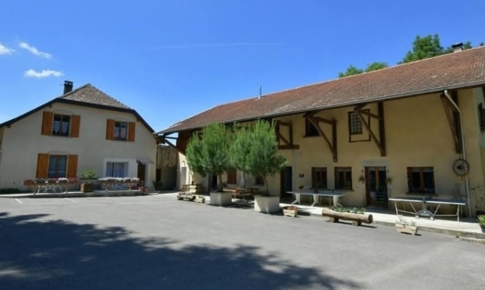 Non au Centre d'Hébergement d'Urgence à Charbonnières 38300, Bourgoin-Jallieu