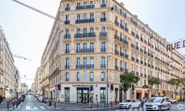 Soutien citoyen aux acteurs économiques de la rue Forbin à la Joliette 02 (Marseille)