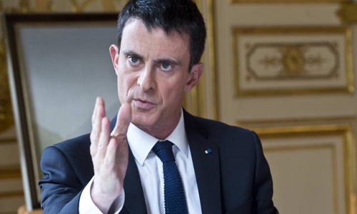 Bravo Manuel Valls ! Tous contre le voile islamique en terre chrétienne.