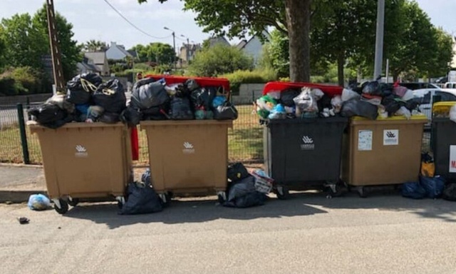 Pour le ramassage hebdomadaire des poubelles à Pléneuf Val-André