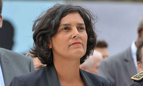 N'ajoutez pas le ridicule à l'ignominie