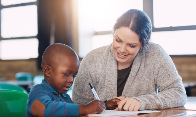Stop au harcèlement et Abus , sur les assistantes maternelles !!