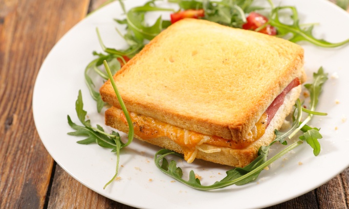 Pour le retour du car de restauration au lycée !