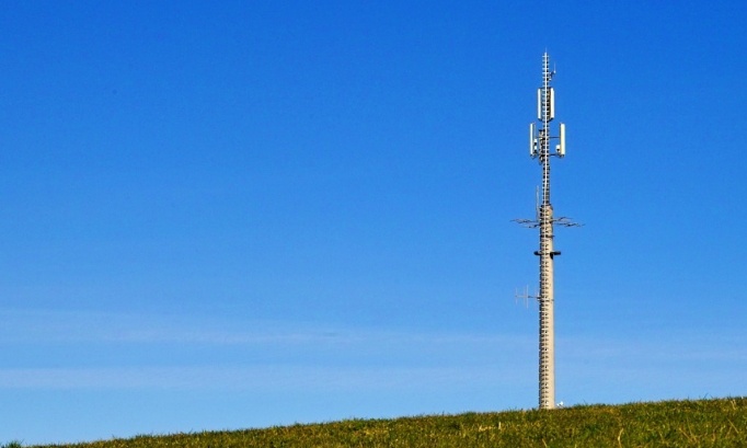 Pétition citoyenne contre le rehaussement de l’antenne relais au lieu-dit “La Combe”