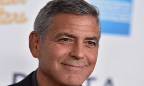 Non aux films sur les casques blancs.