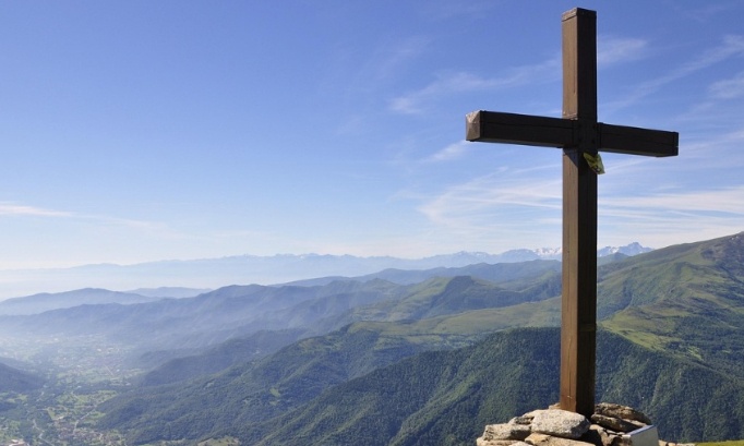 Préservons l’identité catholique de l’école Saint Charles de Charly