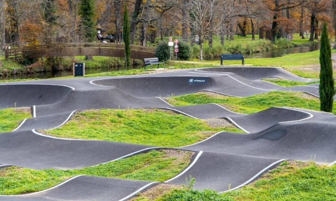 Pour un pumtrack a saint pére en retz