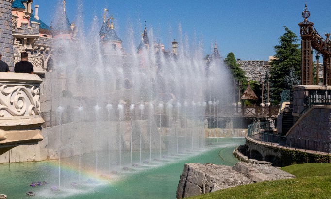 Pour l’accessibilité totale à Disneyland Paris – Stop aux fils virtuels